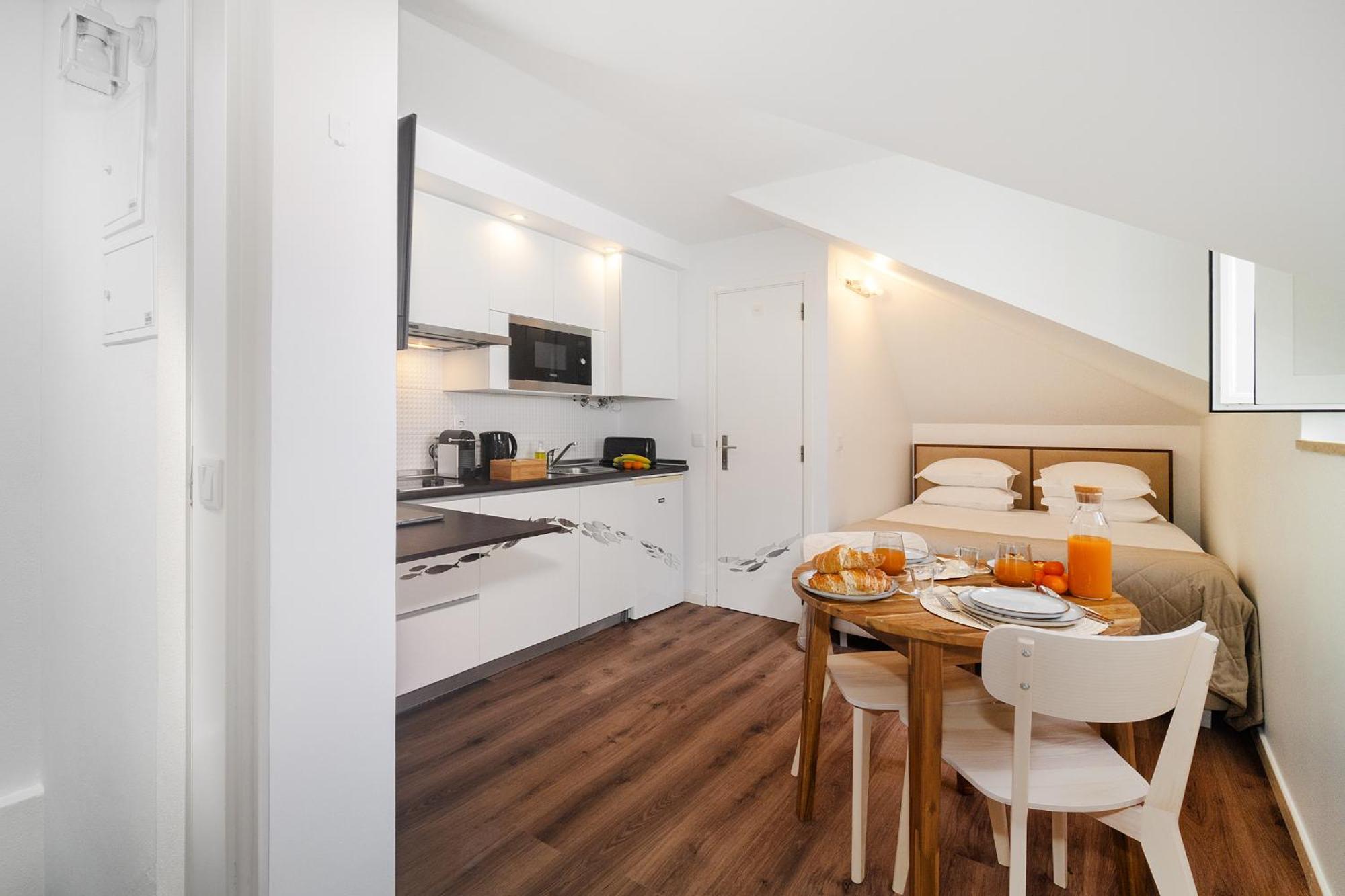 Whome Alfama Studio Prime Location Explore Lisbon W/ Style ภายนอก รูปภาพ